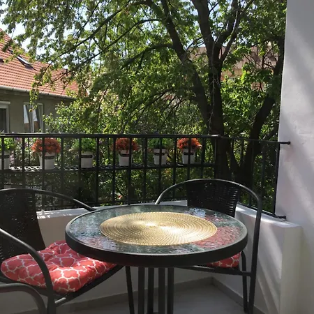 City Home Apartman Eger Exterior photo